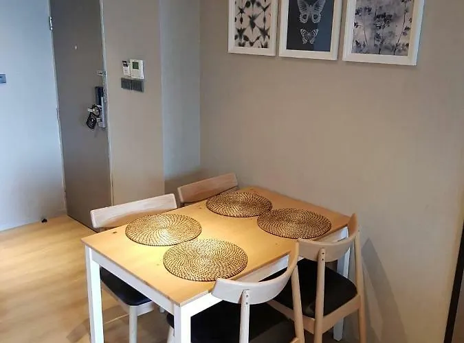 Bizotel Premier & 4* Bangkok